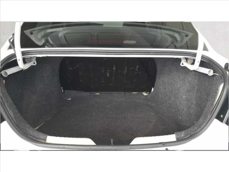 VOYAGE 1.0 12V MPI TOTALFLEX 4P MANUAL