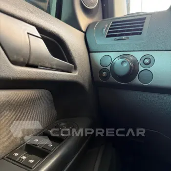 Vectra EXPRESSION 2.0 MPFI FlexPower Mec