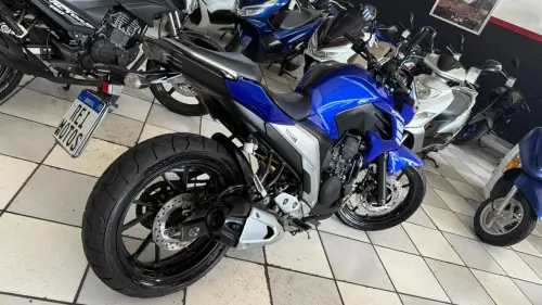 FZ25 ABS
