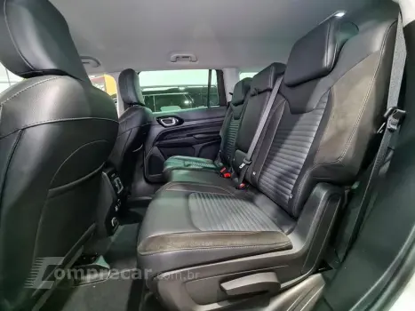 COMMANDER LIMITED TD380 4X4 TURBO DIESEL