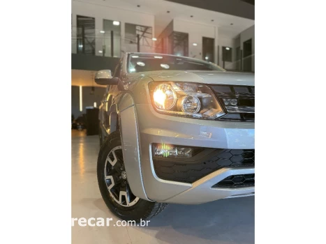 AMAROK 3.0 V6 TDI DIESEL COMFORTLINE CD 4MOTION AUTOMÁTICO