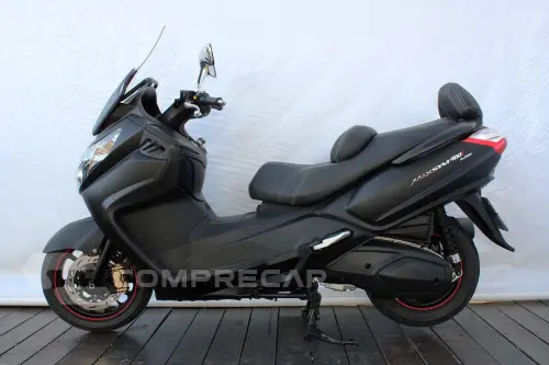 DAFRA MAXSYM 400i