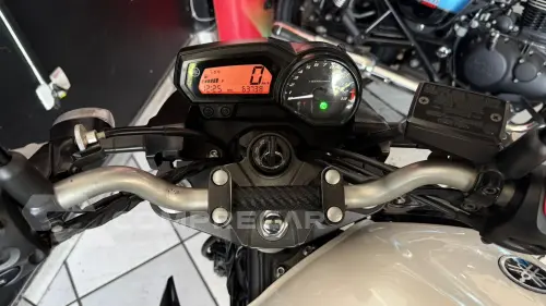 XJ6 N