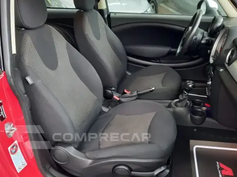 One 1.6 16V Gasolina 2P Automático