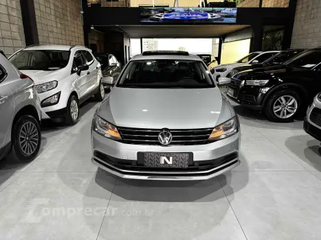 JETTA 2.0 COMFORTLINE FLEX 4P TIPTRONIC