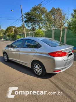 CITY 1.5 DX Sedan 16V
