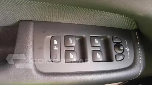 XC60 2.0 T8 RECHARGE R-DESIGN AWD GEARTRONIC