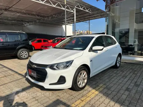 CHEVROLET ONIX - 1.0 LT MANUAL 4 portas