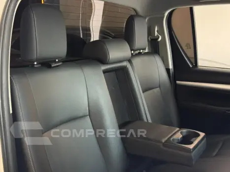 Hilux Caminhonete 2.8 16V SRV 4X4 DIESEL CABINE DUPLA AUTOMÁ