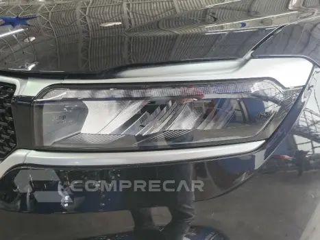 COMMANDER 1.3 T270 TURBO FLEX LONGITUDE AT6