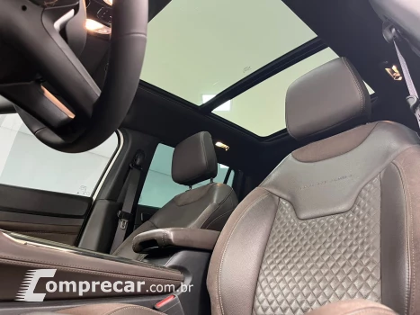 COMMANDER 2.0 Hurricane 4 Turbo Overland