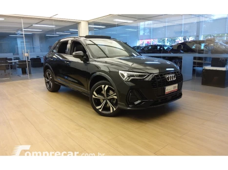 Audi Q3 2.0 40 TFSI GASOLINA PERFORMANCE BLACK QUATTRO TIPTRONIC 4 portas
