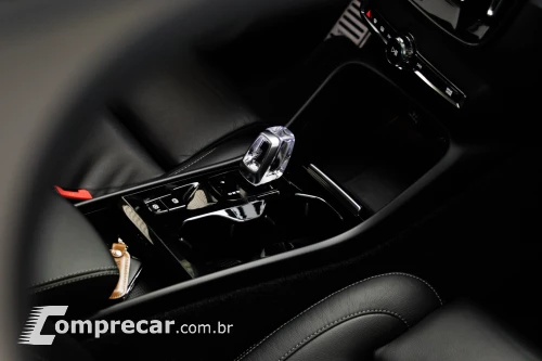 XC40 1.5 T5 Hybrid Inscription Geartronic