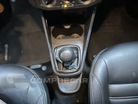 VOYAGE 1.0 12V MPI TOTALFLEX 4P MANUAL