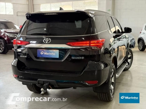 HILUX SW4 2.8 SRX DIAMOND 4X4 7 LUGARES 16V TURBO