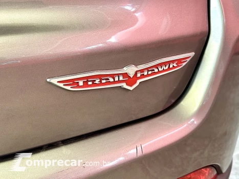 COMPASS 2.0 16V DIESEL TRAILHAWK 4X4 AUTOMÁTICO