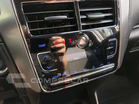 Yaris 1.5 16V Flex Sedan Xs Connect Multidrive