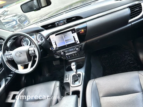HILUX 2.8 D-4D TURBO DIESEL CD SRX 4X4 AUTOMÁTICO