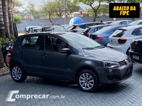 Volkswagen FOX 1.6 MI 8V 4 portas