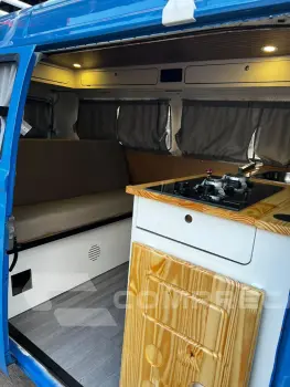 KOMBI 1.5 STD 8V