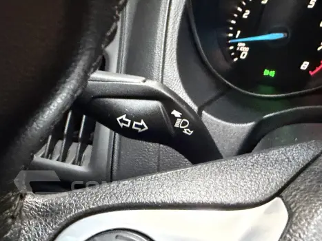 FOCUS 1.6 S 16V FLEX 4P MANUAL