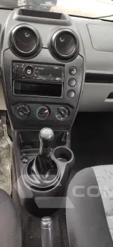 FIESTA 1.6 MPI Class Hatch 8V