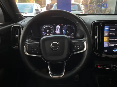 XC40 T5 RDESIGN (HIBRIDO)