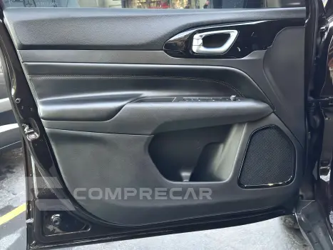 COMPASS 2.0 TD350 TURBO DIESEL LIMITED AT9