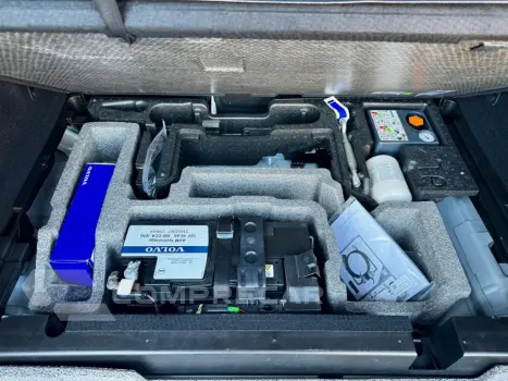 XC60 2.0 T8 RECHARGE POLESTAR ENGINEERED AWD GEARTRONIC