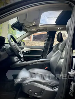 XC90 2.0 T6 Momentum AWD Geartronic