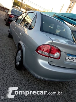 Classic Sedan 1.0 4P VHCE FLEX LS