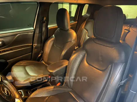RENEGADE 1.8 16V FLEX LONGITUDE 4P AUTOMÁTICO