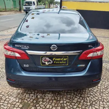 Sentra SL 2.0/ 2.0 Flex Fuel 16V Aut.