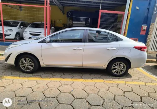 YARIS XL Sedan 1.5 Flex 16V 4p Aut.