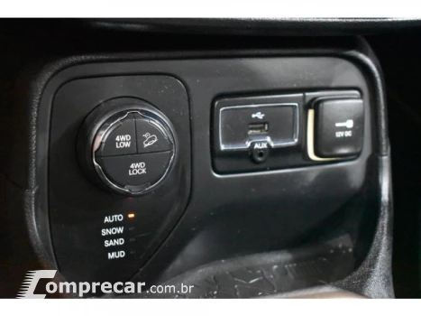 RENEGADE - 2.0 16V TURBO LONGITUDE 4P 4X4 AUTOMÁTICO
