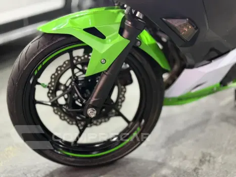NINJA 400