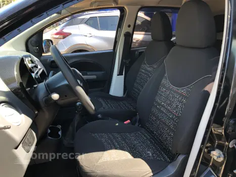 Uno 1.0 Evo Vivace 8V Flex 4P Manual