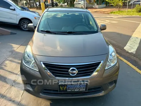 NISSAN VERSA 1.6 SV 16V 4 portas