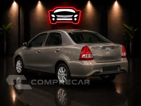 ETIOS 1.5 X PLUS SEDAN 16V FLEX 4P AUTOMÁTICO