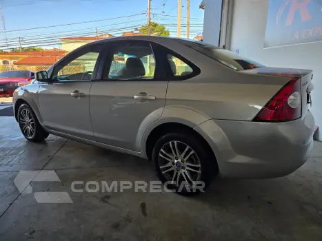 FOCUS 2.0 GLX Sedan 16V