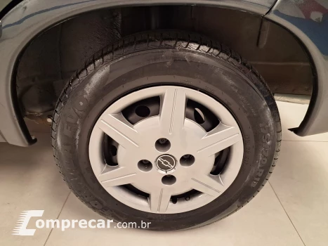 CORSA 1.0 MPFI Classic Sedan Spirit 8V