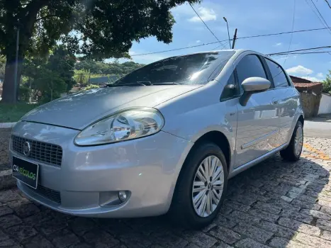 Fiat Punto ESSENCE 1.6 Flex 16V 5p 4 portas