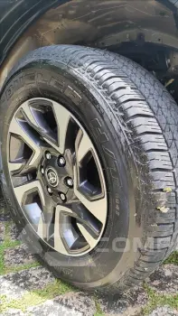HILUX SW4 2.8 D-4D TURBO DIESEL SRX 4X4 AUTOMÁTICO