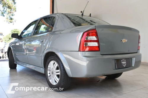 ASTRA 2.0 MPFI CD Sedan 8V