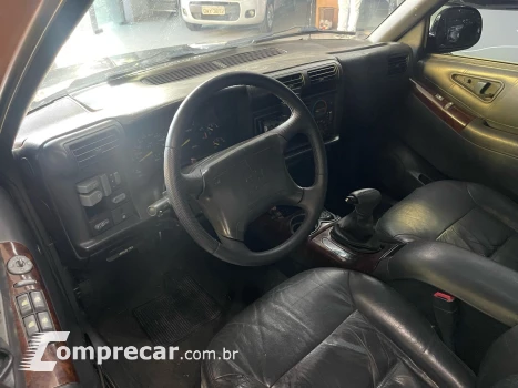 BLAZER 4.3 SFI DLX Executive 4X2 V6 12V