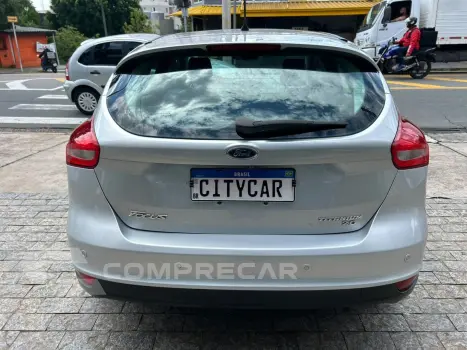 FOCUS 2.0 TITANIUM FASTBACK 16V FLEX 4P POWERSHIFT