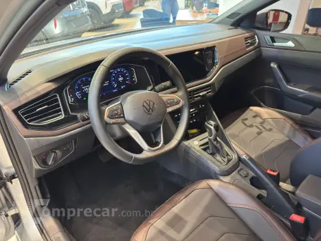 Virtus 1.0 4P 200 TSI FLEX HIGHLINE AUTOMÁTICO