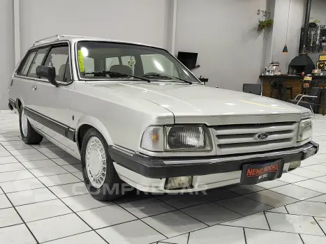 FORD BELINA 1.8 Ghia 8V 2 portas