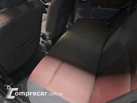 SANDERO 1.6 STEPWAY 16V FLEX 4P MANUAL