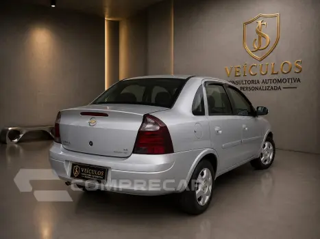 CORSA 1.4 MPFI Premium Sedan 8V